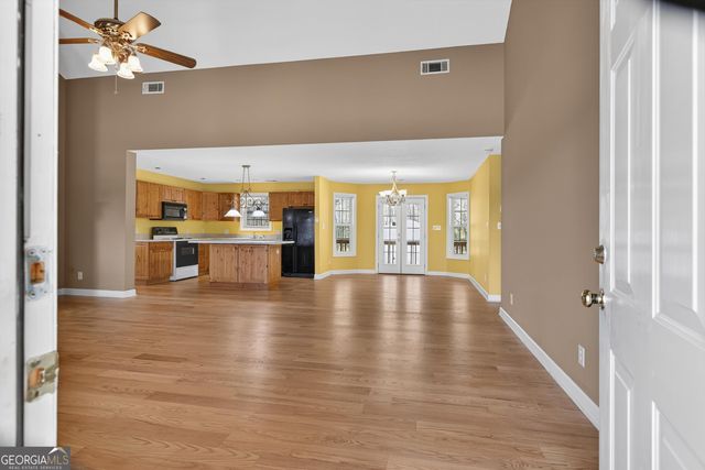 147 Little Road, Sharpsburg, GA 30277