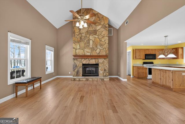 147 Little Road, Sharpsburg, GA 30277