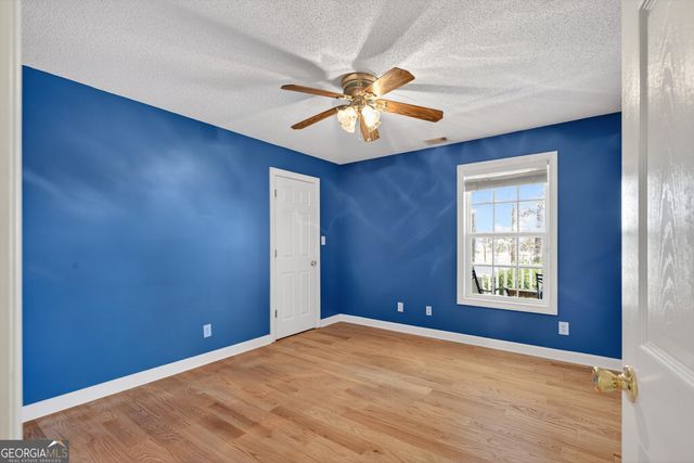 147 Little Road, Sharpsburg, GA 30277