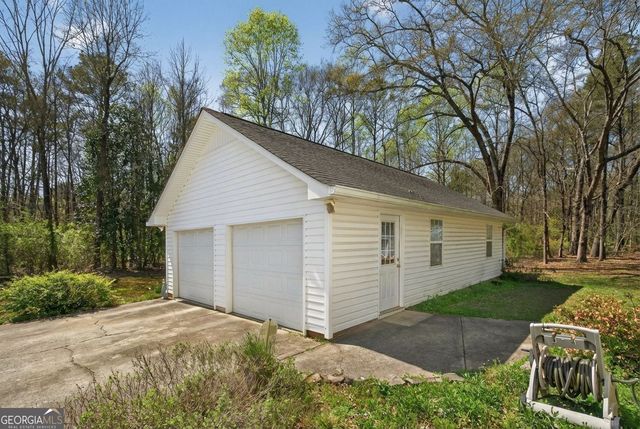 147 Little Road, Sharpsburg, GA 30277