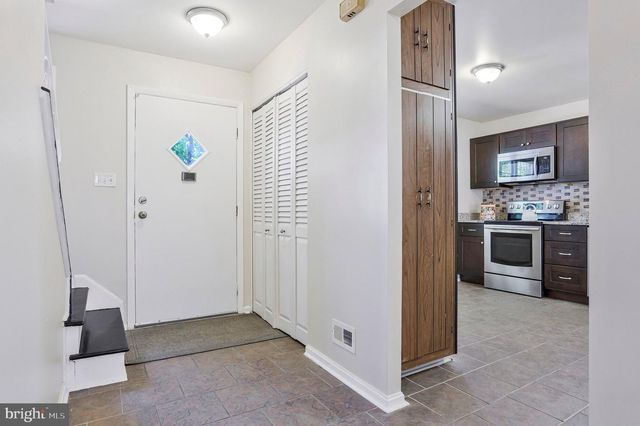 7612 ERICA LN, Laurel, MD 20707