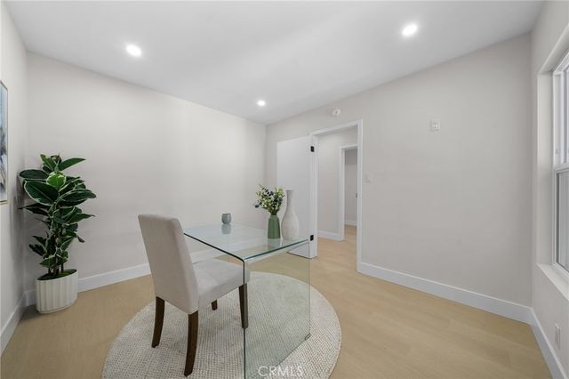 7513 Topeka, Reseda, CA 91335