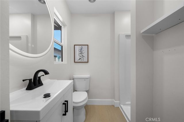 7513 Topeka, Reseda, CA 91335
