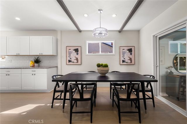 7513 Topeka, Reseda, CA 91335