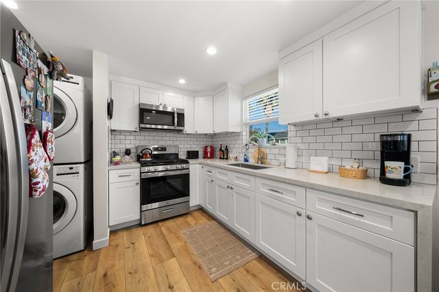 7513 Topeka, Reseda, CA 91335