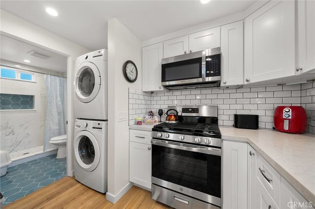 7513 Topeka, Reseda, CA 91335