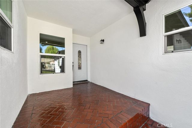 7513 Topeka, Reseda, CA 91335