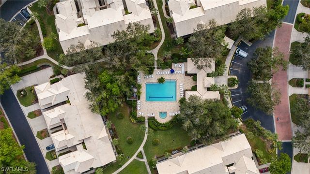 24797 Lakemont Cove LN 202, Bonita Springs, FL 34134