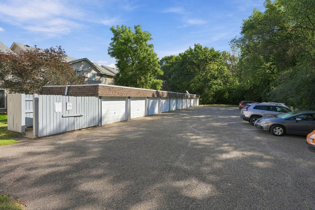 8061 Pleasant View Drive NE, Spring Lake Park, MN 55432 — photo 5