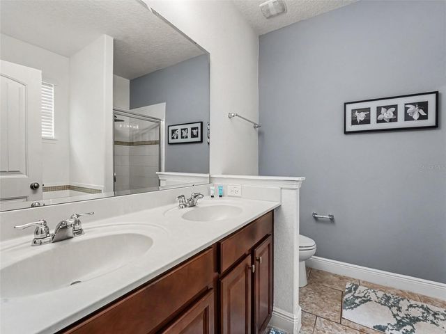 4127 OAK TREE DRIVE, Davenport, FL 33837