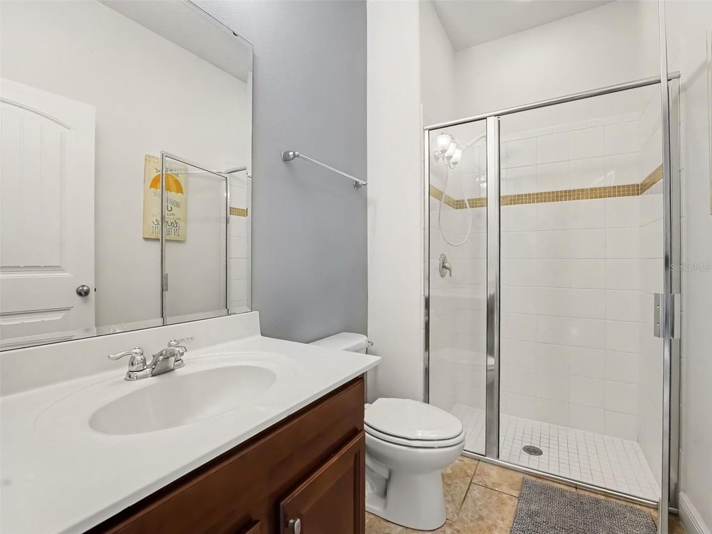 Image 24 of property listing at 4127 OAK TREE DRIVE, Davenport, FL 33837