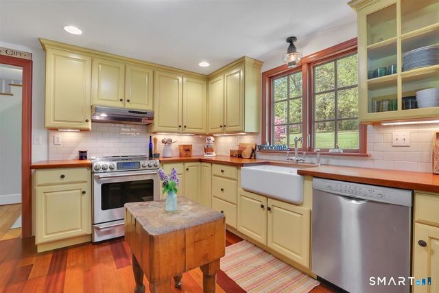 292 Parmelee Hill Road, Durham, CT 06422