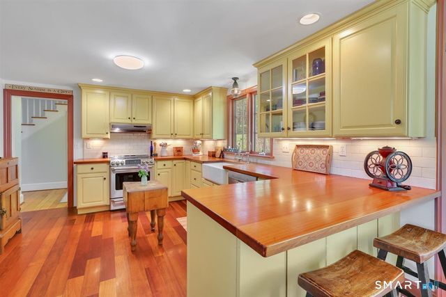 292 Parmelee Hill Road, Durham, CT 06422