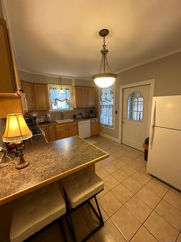 18 New Street, Ansonia, CT 06401