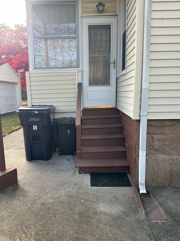 18 New Street, Ansonia, CT 06401