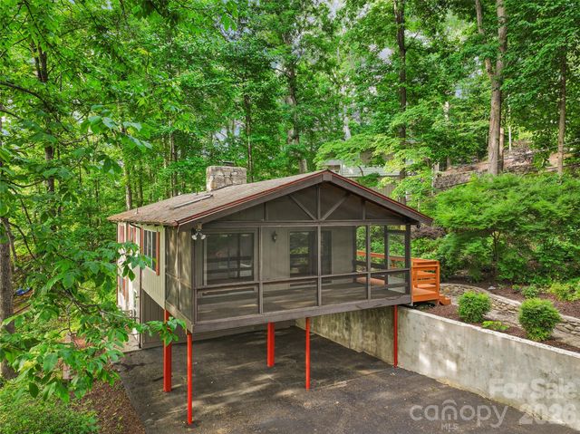 436 Crum Drive, Lake Junaluska, NC 28745
