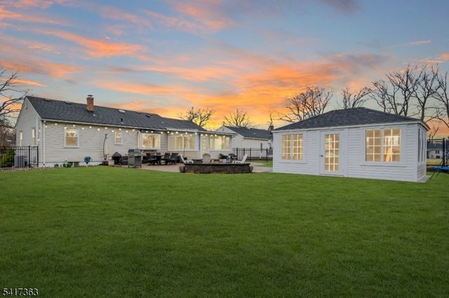 14 Edgewood Ter, Bridgewater Twp., NJ 08807