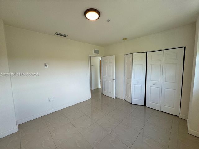 529 NE 62nd St 404, Miami, FL 33138