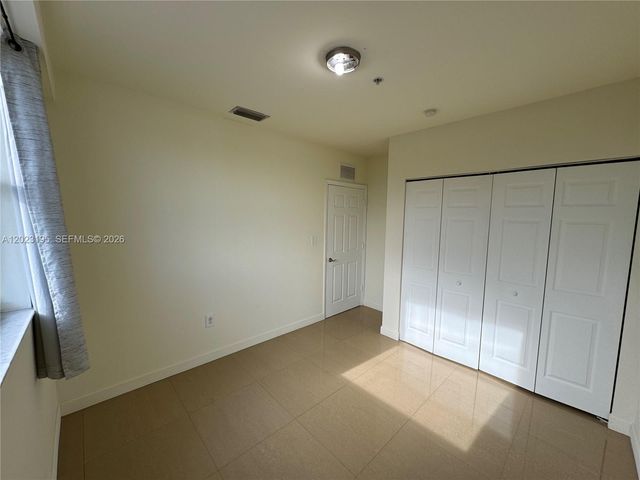 529 NE 62nd St 404, Miami, FL 33138