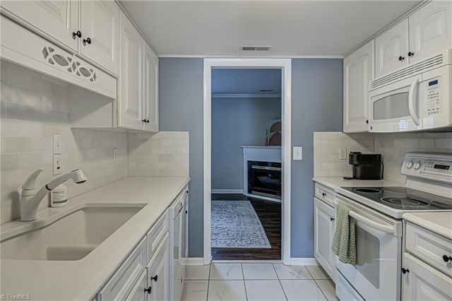 3007-D Patriot Court, Greensboro, NC 27408