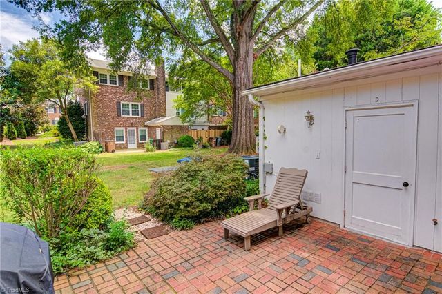 3007-D Patriot Court, Greensboro, NC 27408