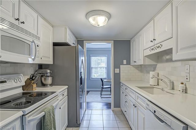 3007-D Patriot Court, Greensboro, NC 27408