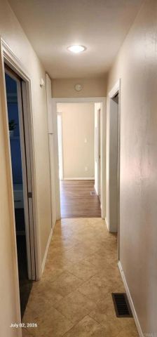 245 W Bobier Drive 06, Vista, CA 92083
