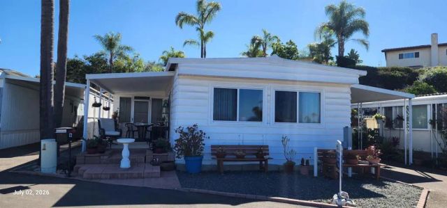 245 W Bobier Drive 06, Vista, CA 92083