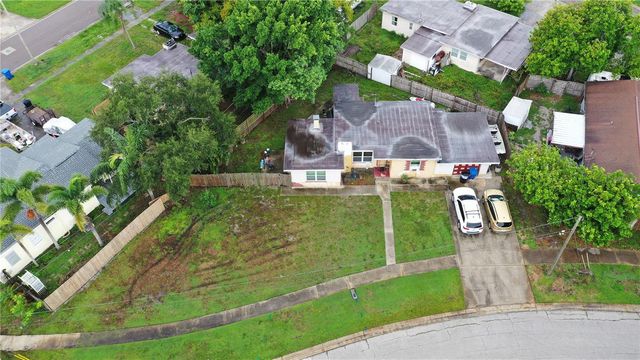 8446 WAVERLY ROAD N, St Petersburg, FL 33702