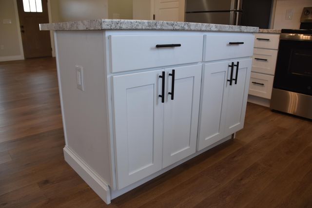 16600 KLINTON DR, Boonville, MO 65233