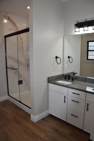 16600 KLINTON DR, Boonville, MO 65233