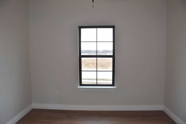 16600 KLINTON DR, Boonville, MO 65233