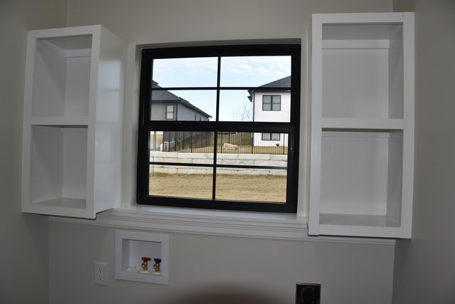 16600 KLINTON DR, Boonville, MO 65233