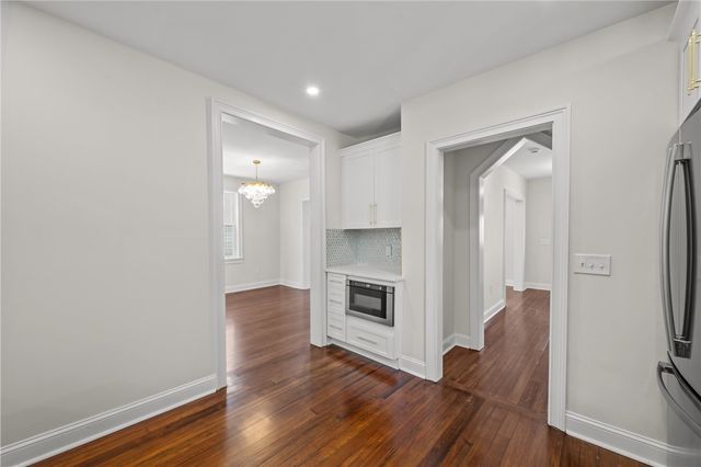 21 Russell Avenue, Newport, RI 02840