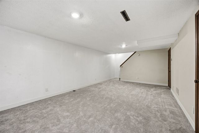 3008 Circle Hill Court NE, Cedar Rapids, IA 52402