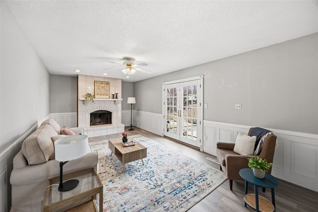 3008 Circle Hill Court NE, Cedar Rapids, IA 52402