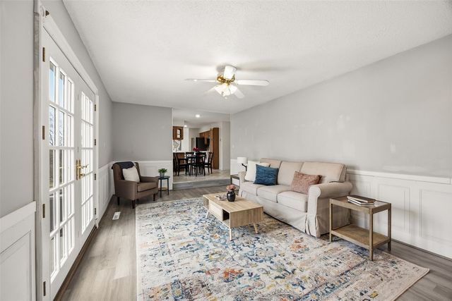 3008 Circle Hill Court NE, Cedar Rapids, IA 52402