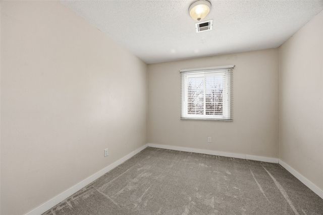 3008 Circle Hill Court NE, Cedar Rapids, IA 52402