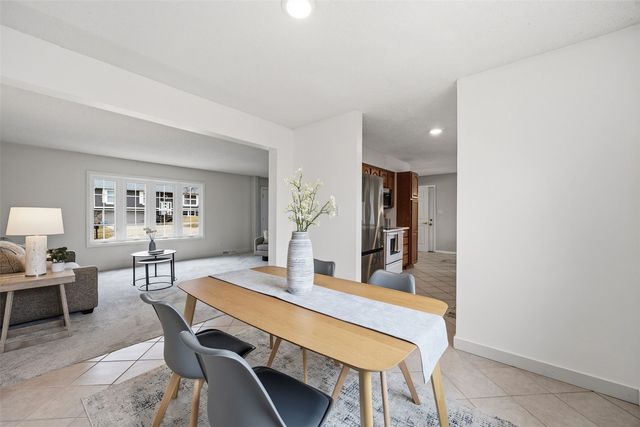 3008 Circle Hill Court NE, Cedar Rapids, IA 52402