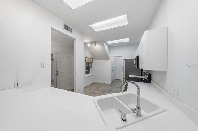 22128 LITTLE LAGOON COURT, Lutz, FL 33549