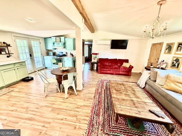 2206 Skitts Mountain Road, Cleveland, GA 30528