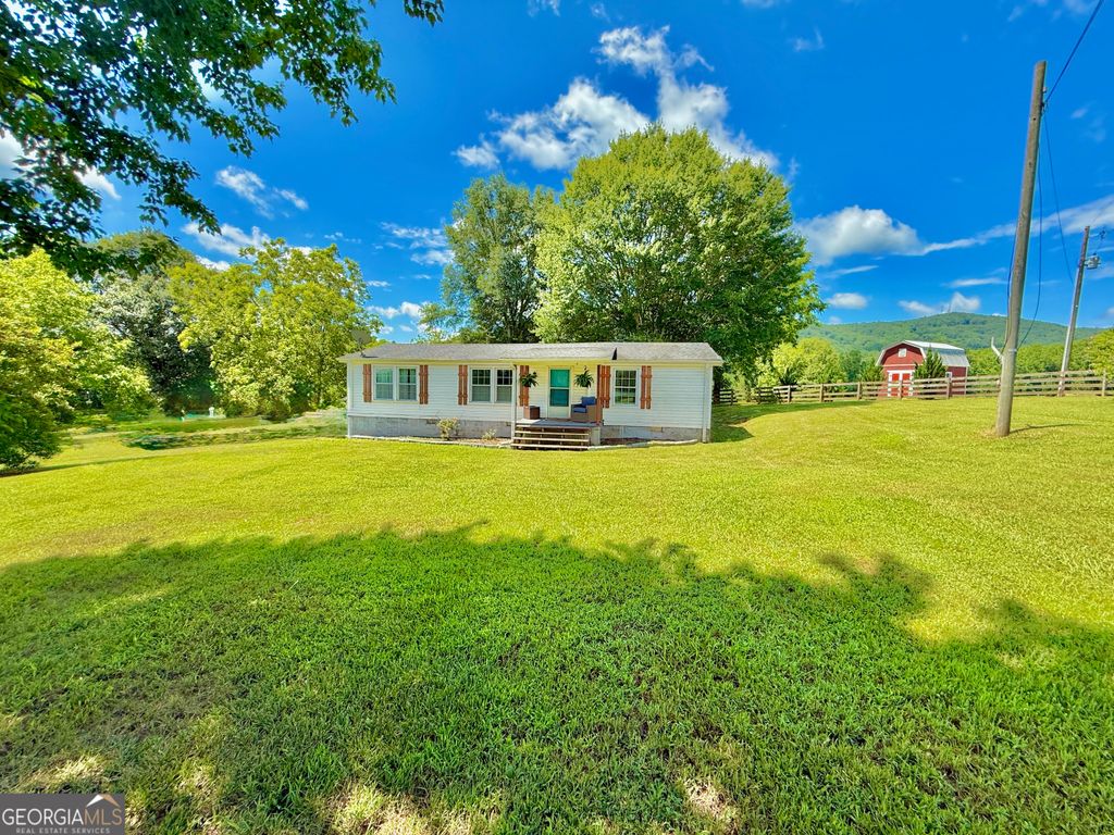 2206 Skitts Mountain Road, Cleveland, GA 30528