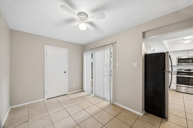 2 Goldthread Court, The Woodlands, TX 77381