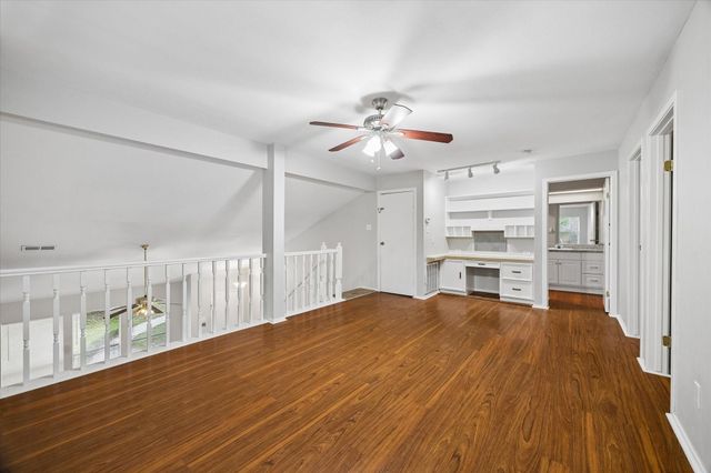 2 Goldthread Court, The Woodlands, TX 77381