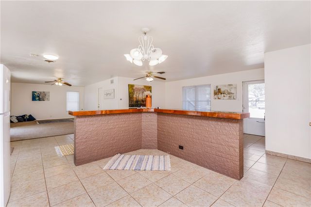 1719 SANTA FE, Kingsville, TX 78363