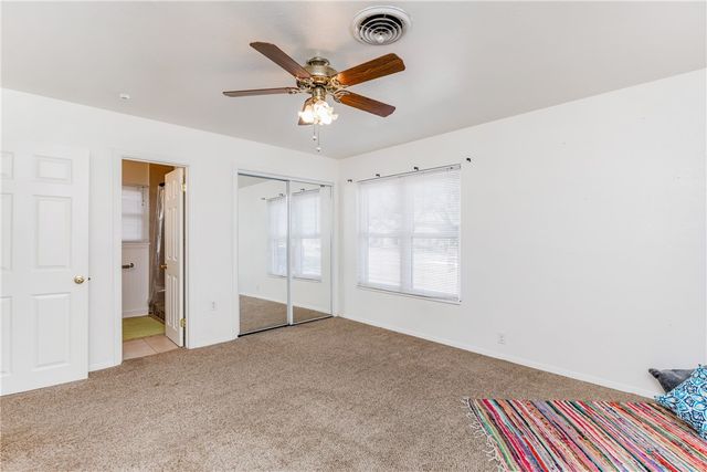 1719 SANTA FE, Kingsville, TX 78363