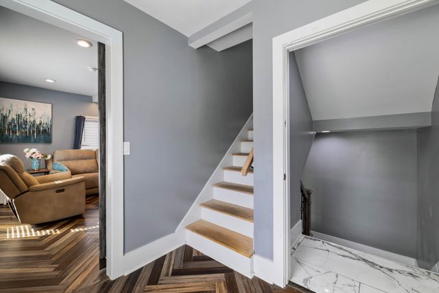 819 Campbell AVE, Roanoke, VA 24016