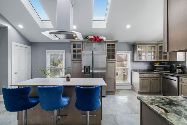 819 Campbell AVE, Roanoke, VA 24016