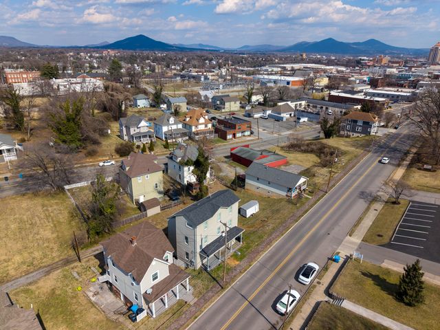 819 Campbell AVE, Roanoke, VA 24016