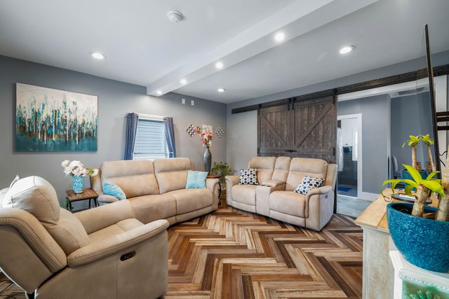 819 Campbell AVE, Roanoke, VA 24016